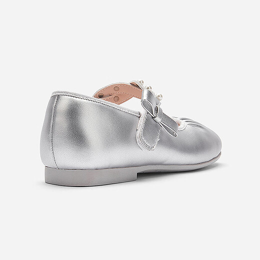 Balabala children's shoes girls princess shoes 2025 new spring and autumn soft-soled performance shoes ballet style shoes bow ash silver 20301 27 (foot length 16.3-16.7/inner length 17.7)
