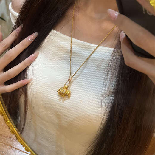 Only a pair of ancient 18k gold small gold elephant pendant necklace 2025 new exquisite retro clavicle chain for best friends small gold elephant pendant + coffee rope