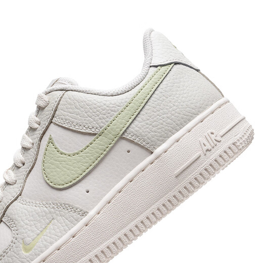 Nike (Nike) Freizeitschuhe für Frauen 25 Sommer neue Mode und frische weiße Schuhe Student Low Top Shoes Air Force1 IB3881-001 39