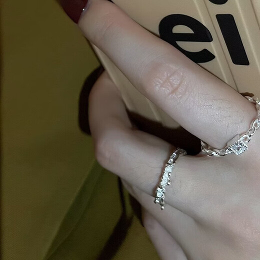 Shiny small square diamond pewter ring for women, light luxury niche design, high-end, simple, fashionable and versatile open ring M73 small square diamond ring