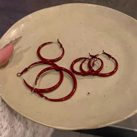 Anchor red hoop earrings for women, retro Hong Kong style high-end temperament ear hoops, hot girl ear jewelry, red hoop earrings 5cm pair