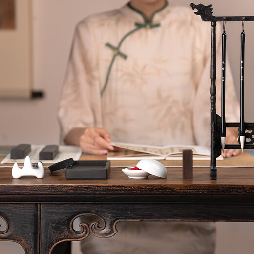 Hu Ying Qianli Jiangshan Longyin Supreme Edition Four Treasures of the Study Set High-end Writing Brush for Beginners Beginner's Entry-level Pen, Ink, Paper and Inkstone High-end Calligraphy Inkstone Table Ink Strip She Inkstone Pen Holder Gift Box