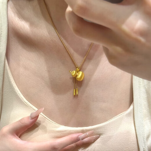 Ruinuo gold gourd pendant for women 999 pure gold coiled necklace clavicle chain birthday gift for girlfriend and wife gold gourd yellow rope necklace / gold weight about 1.54g