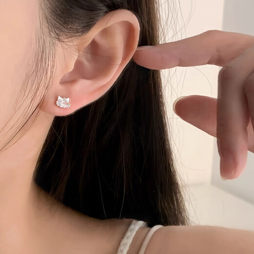Nianfu S999 Pure Silver Kitten Earrings for Women, Pure Silver for Ear Holes, No Picking for Sleeping, Cute Mid-Autumn Festival Gift for Girls, Kitten Earrings, 999 Pure Silver