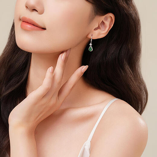 Chao Acer Hulu Fulu Chasing Light S925 Silver Jade Silver Earrings Women's Silver Earrings Ice Type Gift for Girlfriend's Birthday One Pair Contains Silicone Ear Plugs