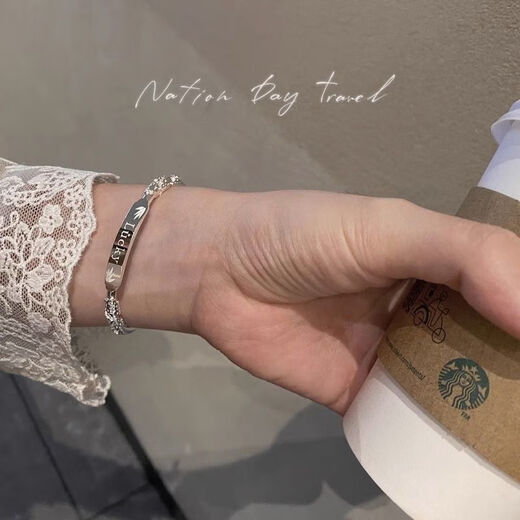 Authentic platinum bracelet for women, flowery push-pull adjustable platinum bracelet, moissanite gift for your lover, whitening/showing temperament/top quality/lucky push-pull bracelet, about 22 grams, the actual product shall prevail. Collect + follow for priority delivery