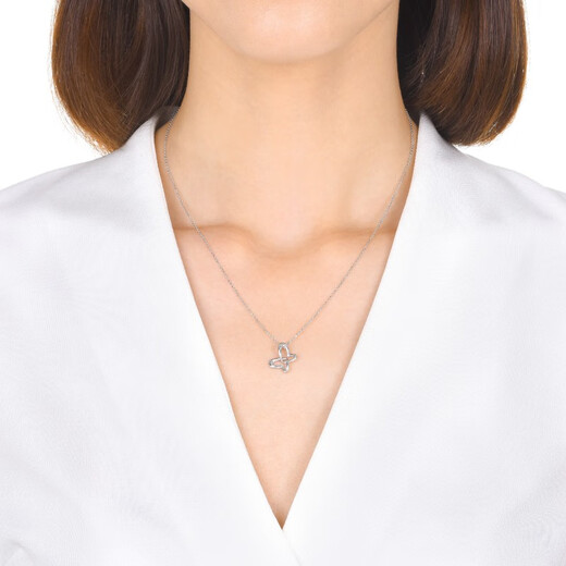 Chow Sang Sang (CHOW SANG SANG) platinum pendant Pt950 butterfly pendant (excluding necklace) 83673P