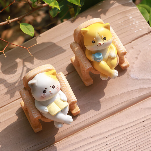 If you love animal rocking chair ornaments Creative Q version Panda figure small gift office decompression ornaments classmate gift Simple rocking chair cat
