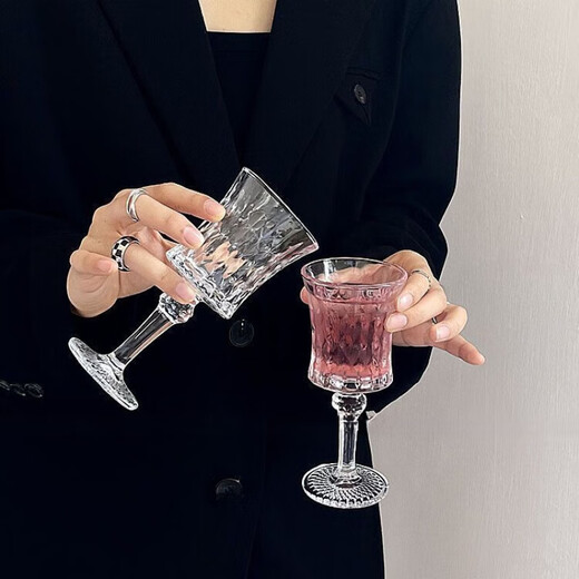 Chino French elegant ins transparent goblet high-value champagne glass red wine glass juice cup European relief glass small French style goblet/- 190ml 1 piece