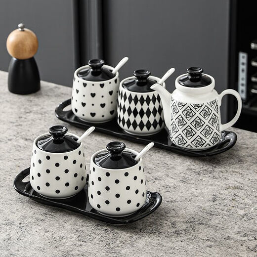 Kashiwa Chao Hepburn style ceramic oil pot commercial oil bottle soy sauce vinegar pot home kitchen seasoning jar restaurant seasoning pot set Hepburn style oil and vinegar pot - dots
