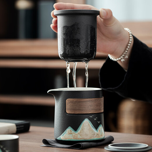 Tangfeng travel tea set, one pot and two cups, outdoor travel portable quick cup, birthday gift for elders, business souvenir, Yahei Qianli Jiangshan quick cup (with filter)