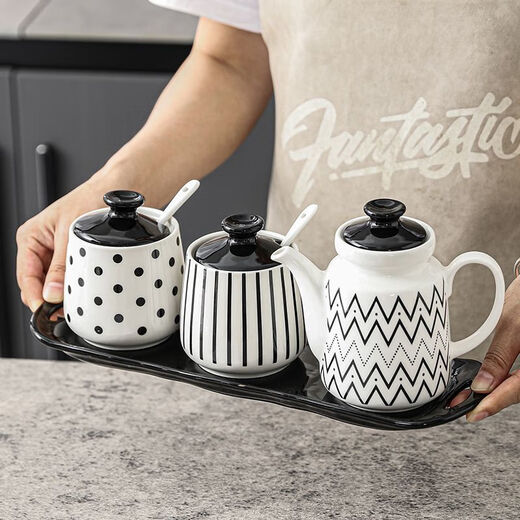 Kashiwa Chao Hepburn style ceramic oil pot commercial oil bottle soy sauce vinegar pot home kitchen seasoning jar restaurant seasoning pot set Hepburn style oil and vinegar pot - dots