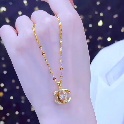 Fat Donglai same style 18k gold necklace yellow l gold color smart double c necklace for women 2025 new 18k color gold C main style double c smart diamond necklace