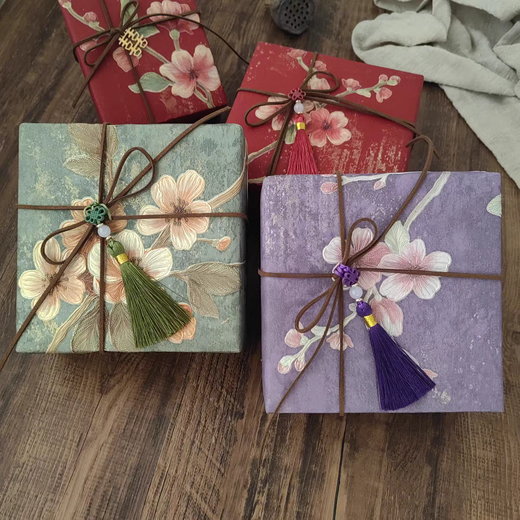 Chinese-style birthday and holiday gift wrapping paper, high-end retro large-size antique gift box, floral decorations, 2 pieces of Luoshen red paper + 10m leather cord + 1 random tassel
