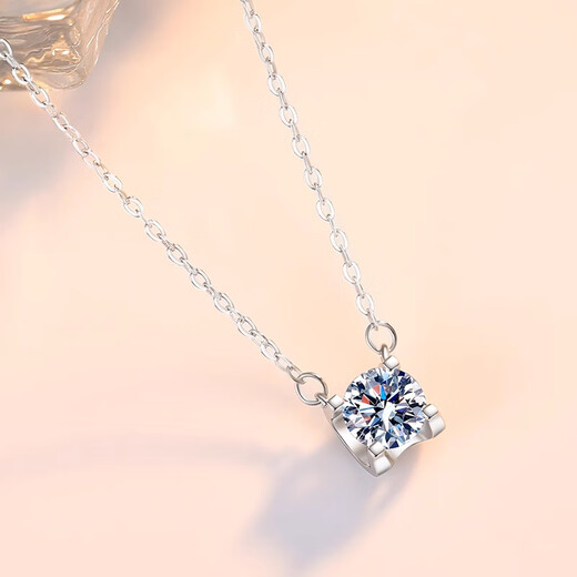 PT950 platinum necklace D color moissanite pendant bull head style 18K gold necklace as a Valentine's Day gift for girlfriend Light luxury style bull head style + luxury love gift box