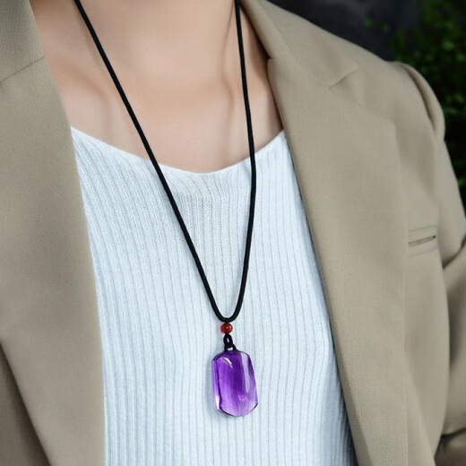 DL 1998 Fat Donglai same style amethyst Wushi brand pendant is natural, natural primary color crystal is transparent, clean and smooth