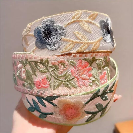 Ethnic style embroidered wide-brimmed headband for women, face-washing and hair-pressing headband, forehead bangs, broken hair hairpins, hairpins, children's new style, yellow pink embroidered headband