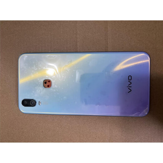 Vivo is suitable for Y3 battery cover, new mobile phone original back cover, front shell, middle frame card holder, power-on volume key, Y3 gradient blue back cover
