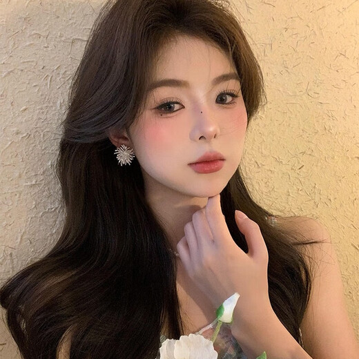 Lanshu (LANSHU) 925 Tremella Needle Fireworks Earrings Women's Light Luxury Niche High-Quality Temperament Earrings 2025 New Hot Style Earrings Silver Fireworks Earrings