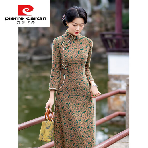 Pierre Cardin middle-aged and elderly mothers thickened autumn and winter slimming Ao Dai improved cheongsam new Chinese style retro mink velvet dress long women's camel 3XL 130--140Jin Jin is equal to 0.5 kg can be worn