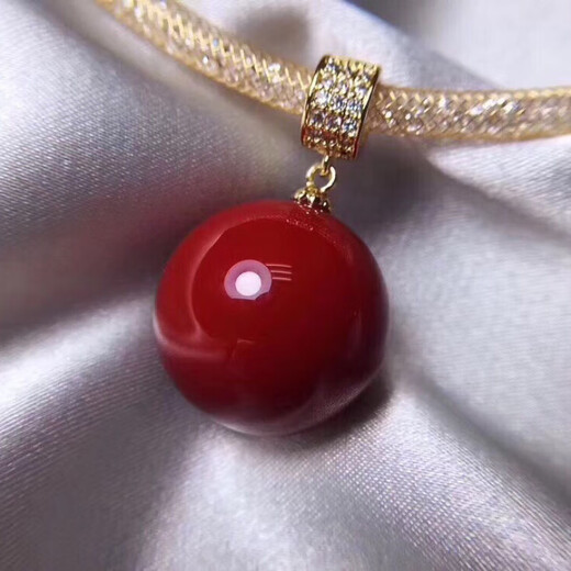 Mochen MOEYCIOR Coral Red Pendant 18k Necklace Necklace Red Necklace Pendant New Year Gift for Mother and Girlfriend Red Coral Pendant 18k Necklace Necklace Red Necklace