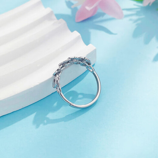 Laofu Gold and Platinum Wealth Rolling Imitation Wudi Coin Ring Women's Gold Jewelry for Wife and Girlfriend Birthday Gift for Chinese Valentine's Day Wudi Coin Ring Approximately 3.35g