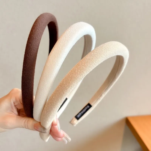 Children's simple coffee-colored hair hoops for girls spring and summer Maillard sponge hair hoops for girls with versatile hair clips and headgear. Hot sale. Main picture 4-piece set.