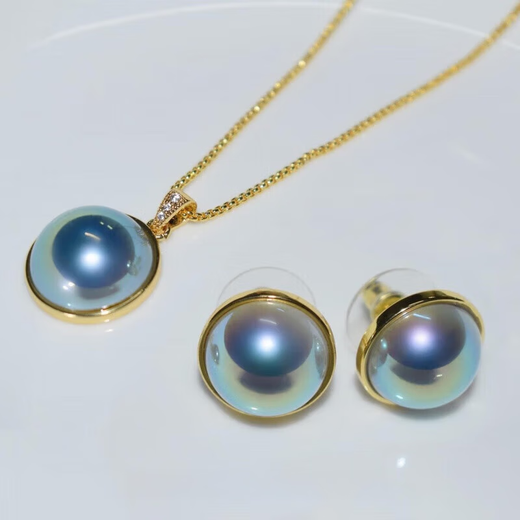 Half a grain of old Phoenix gold store's aurora maple pearl design earrings 17-18mm ocean mother-of-pearl starry sky aurora maple earrings 17-18mm