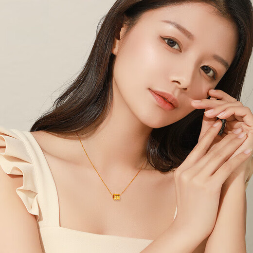 Chow Tai Fook Chinese Valentine's Day gift gold necklace women's pure gold 999 small waist necklace clavicle chain for my wife Chinese Valentine's Day pure gold pendant + 18k titanium chain