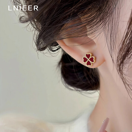 Lnieer red four-leaf clover earrings for women S925 silver needle 2025 new popular earrings niche design high-end earrings four-leaf clover earrings 925 silver needle