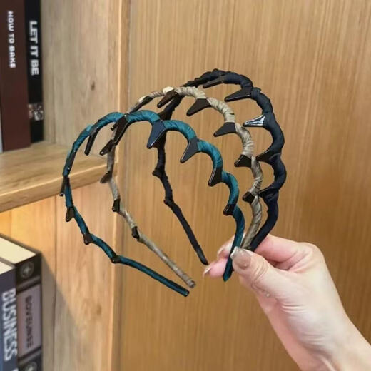 Jian Yingshu face wash and makeup toothed hairband 3-piece set non-slip headwear French braided headband high skull fluffy