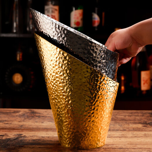 He Jiagong metal champagne bucket thickened stainless steel ice bucket red wine chilled bar club cooling bucket model room accessories silver bevel hammer point craft ice bucket