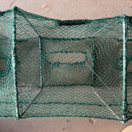 Shrimp pot fishing net fish net lobster net thickened fishing pot fish pot shrimp net river shrimp net eel loach lobster net white 4.2 meters 19 sections 13 holes full set of belt pendants