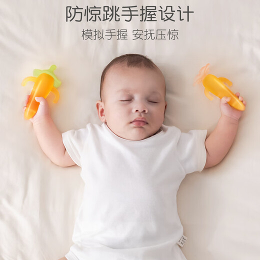 Cute cotton water-infused frozen iced teether hand-held anti-startle chewing toy to soothe and sleep artifact baby doll pacifier type silicone anti-startle teether 1 pack