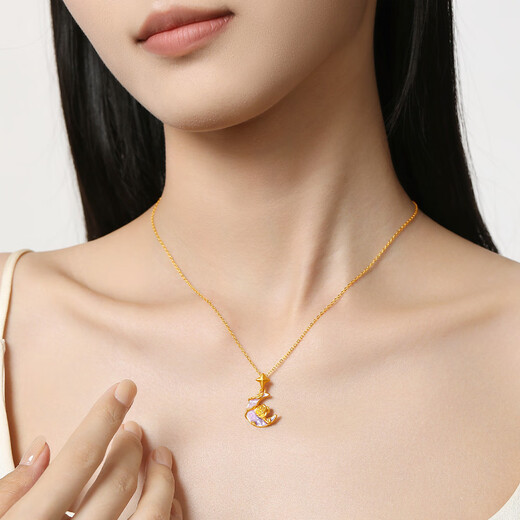 Chow Tai Sang Gold Pendant Women's Football Gold Moonlight Rose Hard Gold Necklace Birthday Gift for Girlfriend