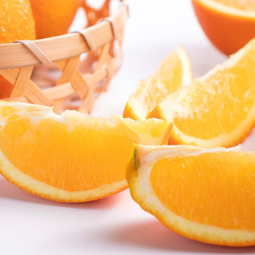 Jingmi Jiangxi Gannan navel orange 9Jin Jin is equal to 0.5kg. Net weight of orange single fruit starts from 180g. Newhall sweet orange fresh fruit straight from the source.