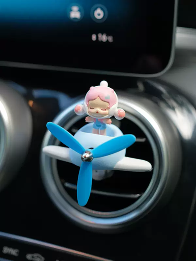 Yusenyi Car Aromatherapy Perfume Car Air Conditioner Air Vent Clip Fragrance High-end Cute Doll Pilot Car Goods SP Dream Seeker Red and Blue Aircraft Vent Aromatherapy 1g