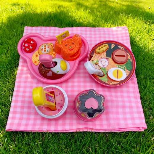 New ramen pudding feeding toy creative decompression children's toy girl cute simulation strawberry pudding set ramen set + ice cream pudding + jelly pudding + bear bento