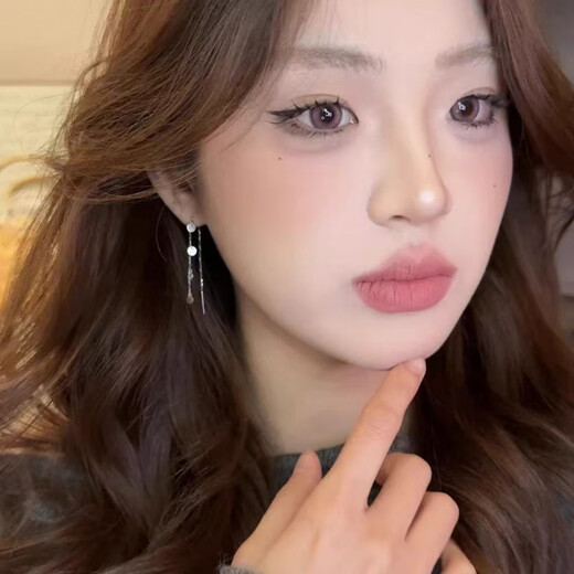 Pupan Lao Phoenix 9999 sterling silver small disc tassel ear wire 2025 new style personalized sequin earrings and versatile earrings Silver sequin tassel ear wire Lao Fengxiang's same style