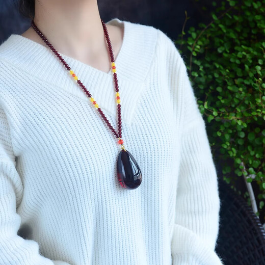 Six Senses of Red Dust Baltic Sea natural blood amber water drop pendant for men and women, authentic red amber old honey sweater necklace pendant, blood amber pendant chain