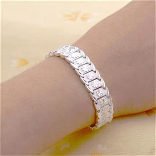 KZD Old Phoenix 999 sterling silver bracelet boss car flower flat wide version bracelet personality domineering bracelet watch chain silver car flower bracelet 15.77 (high quality)