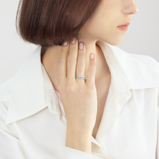 Chow Sang Sang Diamond Ring Ode to Diamonds 18K Gold Ode to Eternity Galaxy Ring Women's 93754R 11 Circles/18K/Stones Total 11 Points/H Color/Sl Clarity