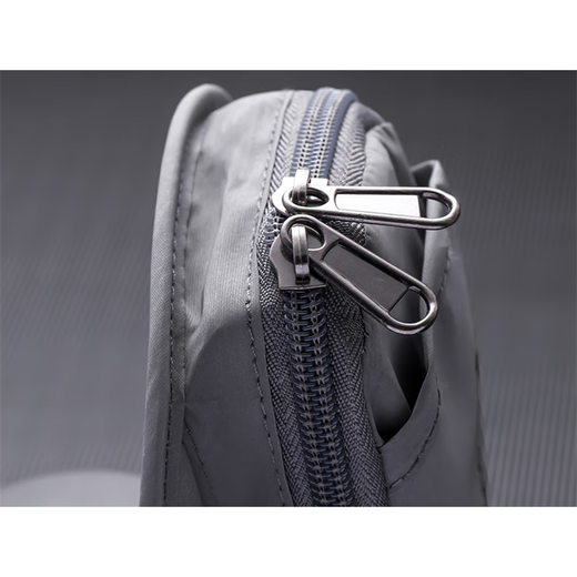 Japanese running arm bag outdoor bag men's and women's universal arm strap sports arm sleeve wrist bag waterproof reflective black