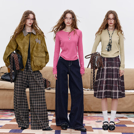 Fairy's Pocket Retro Knitted Long Sleeve T-Shirt Women's 2025 Autumn New Minimalist Slim Fit Inner Top Versatile Rose Red L