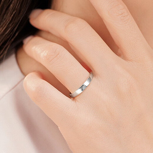 Laomiao Gold PT950 Platinum Diamond Ring Sparkling Single Diamond Love is the Only Pure Witness of Happiness and Sweetness