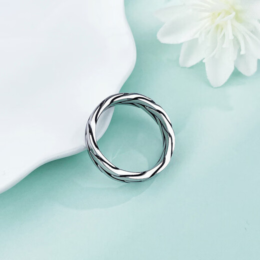 Beijing Gold Trading Center Co., Ltd. Platinum solid electric black gold twist minimalist fixed mouth ring as a Mid-Autumn Festival gift for mother's love mother's lover's birthday Twist minimalist fixed mouth ring (approximately 12.88g)