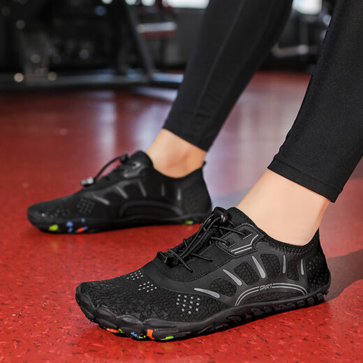 Silent sports shoes for men and women, indoor fitness shoes for squats, special treadmills, skipping rope shoes, soft-soled Pilates yoga shoes 502 black, shock-absorbing, silent and non-slip 42