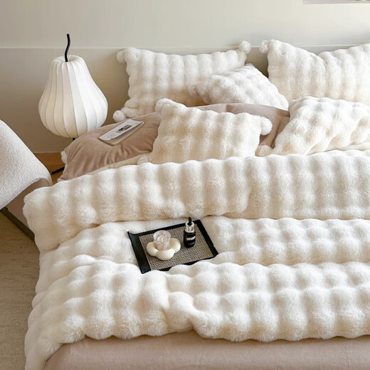 Lady Laura Fuana winter rabbit plush four-piece set thickened double-sided velvet bed sheet quilt cover home fitted sheet quilt cover warm bed light luxury-bean paste thickened warm fast heating sheet style 1.8m four-piece set-quilt cover 200*230cm