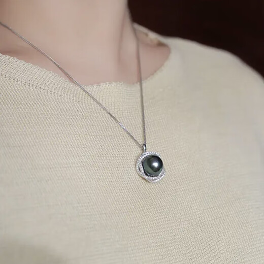 Yuebu Tahitian black pearl pendant S925 silver large point single pearl pendant young clavicle chain for wife 12