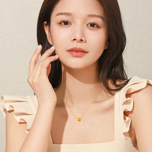 Chow Tai Fook Chinese Valentine's Day gift gold necklace women's pure gold 999 small waist necklace clavicle chain for my wife Chinese Valentine's Day pure gold pendant + 18k titanium chain